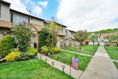 23 Fuller Ct unit A, Staten Island, NY 10306 - photo 2