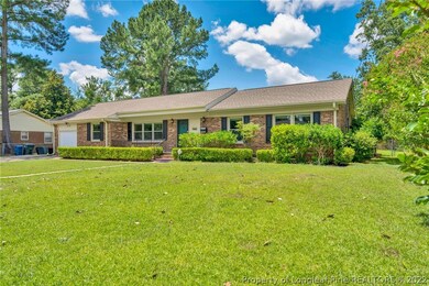 438 Dwirewood Dr, Fayetteville, NC 28303 - photo 2