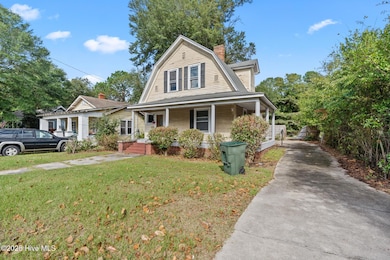 318 Spring St, Hamlet, NC 28345 - photo 3