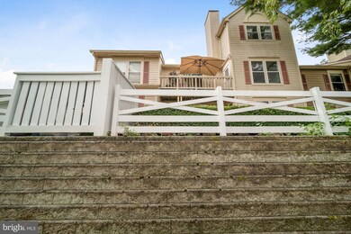 11306 Corinthian Ct, Germantown, MD 20876 - photo 4