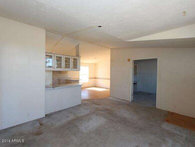 023-313223 Living Area (2)