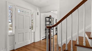 21 Manville St, Great Barrington, MA 01230 - photo 2