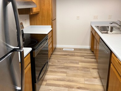 1059 Hopkins Rd, Central Point, OR 97502 - photo 7