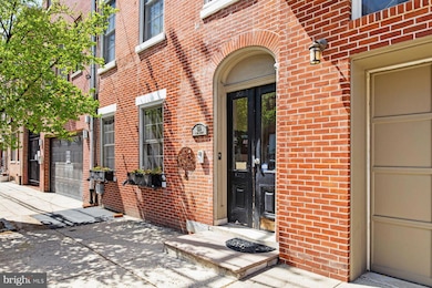 826 S 2nd St unit 3, Philadelphia, PA 19147 - photo 3