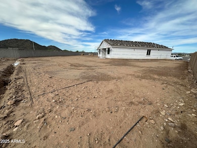 7727 W Saddlehorn Rd, Peoria, AZ 85383 - photo 3