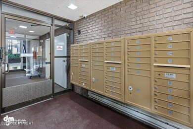 06-Mail Boxes_SLS_-9428