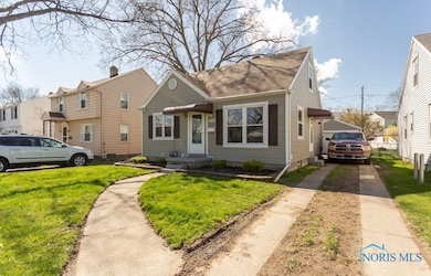 3617 Bellevue Rd, Toledo, OH 43613 - photo 3