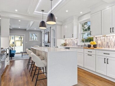 22 Burton St unit 22, Arlington, MA 02476 - photo 3