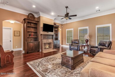 103 Lonely Oak Blvd-3