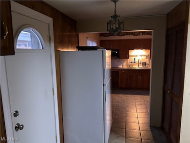 2407 Nesmith Lake Blvd, Akron, OH 44314 - photo 7