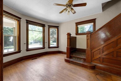 409 Baltimore St, Waterloo, IA 50701 - photo 4