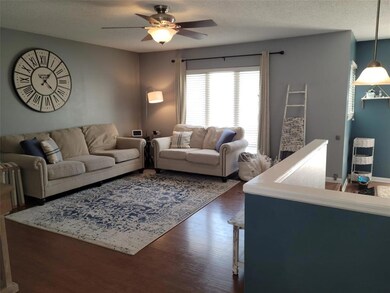 633 Concord Ln NW, Cedar Rapids, IA 52405 - photo 3