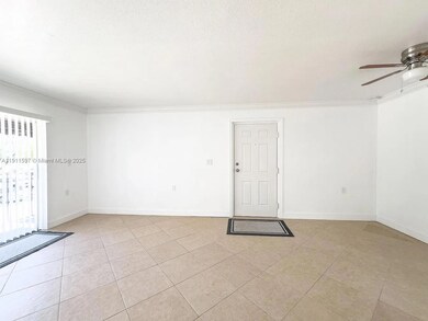 1201 Lake Victoria Dr unit P, West Palm Beach, FL 33411 - photo 5
