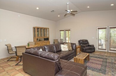 006_LivingDining