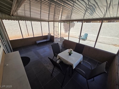 unlisted-address, Las Vegas, NV 89119 - photo 3