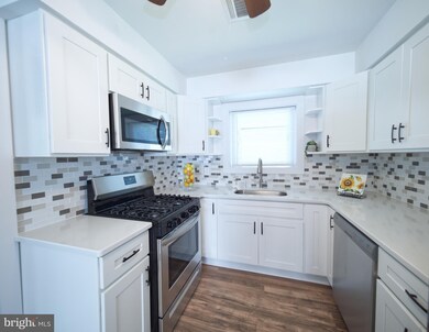 2 Jones Ct, Ewing, NJ 08618 - photo 5