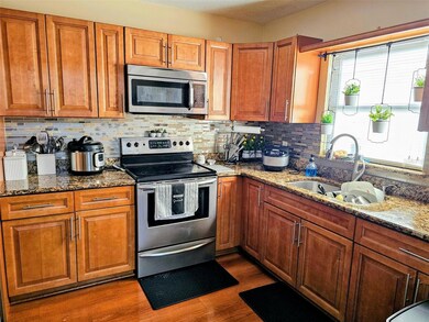 1206 Windy Ridge Dr, Brandon, FL 33510 - photo 3