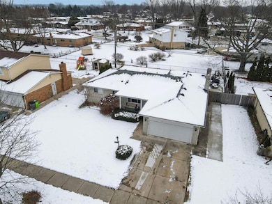 16224 Terra Bella St, Clinton Township, MI 48038 - photo 6