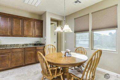 Eat-In Kitchen