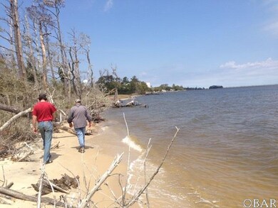 Sandy Beach 16+/- ac Sound Front adjacent to Manns