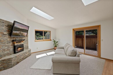 1671 NE Meerkat Ave, Bend, OR 97701 - photo 5