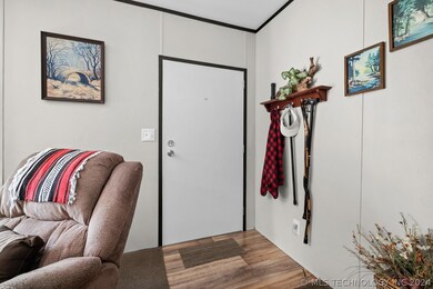 57443 S 667 Rd, Colcord, OK 74338 - photo 3