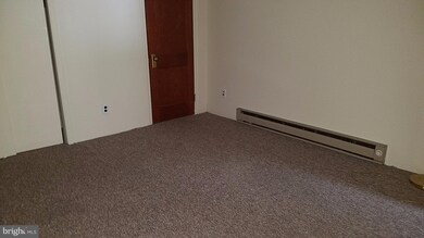 45 S Green St unit 3, Berkeley Springs, WV 25411 - photo 4