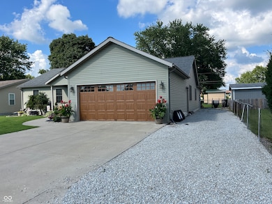 1364 S Ruth St, Rushville, IN 46173 - photo 2