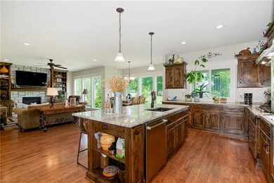 OPEN FLOOR PLAN:  GREAT ROOM CONCEPT