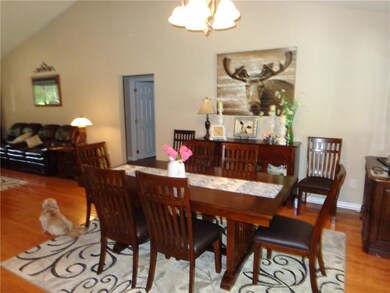 Spacious eating area