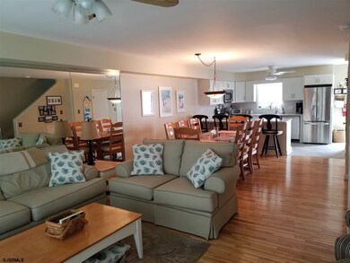 Living Room, Dinning and Kitchen / open floor plan