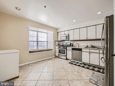 9528 Georgian Way, Owings Mills, MD 21117 - photo 6