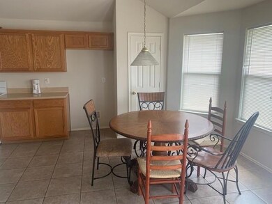 7116 Livingston Dr, Denton, TX 76210 - photo 5