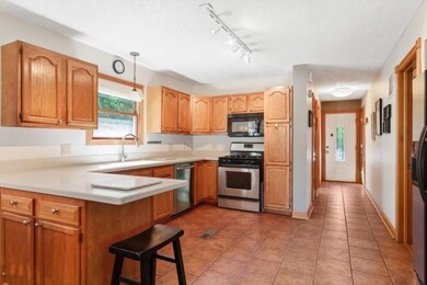 07_119WClay_5_Kitchen_LowRes