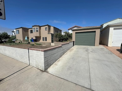 3102 Fenelon St, San Diego, CA 92106 - photo 2