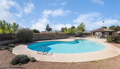 761 Bourbon St unit 5, Pahrump, NV 89048 - photo 2