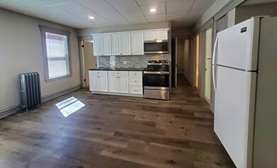 19 N Woodford St unit 2, Worcester, MA 01604 - photo 3