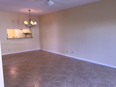 122 Cypress Point Dr unit 122, Palm Beach Gardens, FL 33418 - photo 3