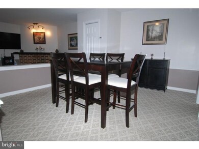 829 Beaver Ln, Reading, PA 19606 - photo 7