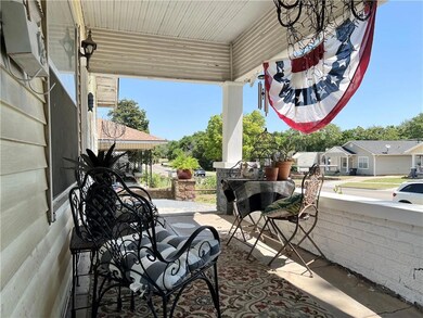 812 N Broadway Ave, Shawnee, OK 74801 - photo 4