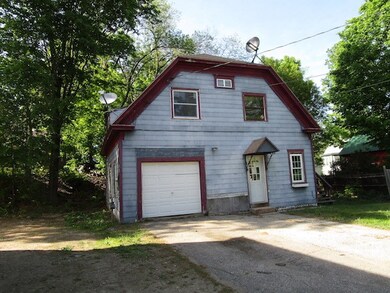 10 Gerrish St, Franklin, NH 03235 - photo 3