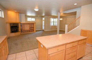 912 NE Revere Ave, Bend, OR 97701 - photo 3