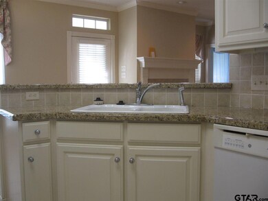 3437 3437 Iberville Dr, Tyler, TX 75701 - photo 4