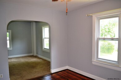 8 Wilmarth St, Schenectady, NY 12302 - photo 6