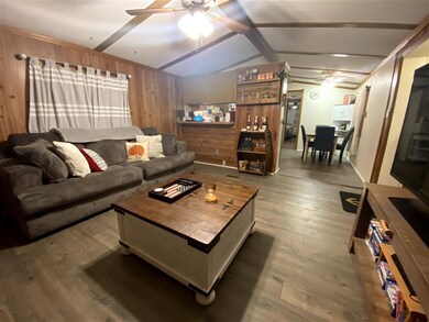 102 Daffodil Hill Ln, Rochester, NH 03868 - photo 3