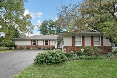 3-web-or-mls-5697-old-farm-ct