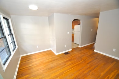 2069 Chewelah Ave, Zanesville, OH 43701 - photo 3