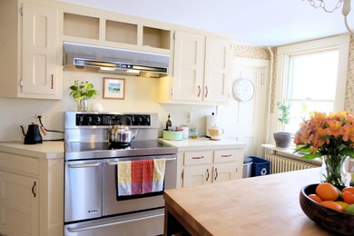 Kitchen 1