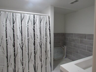 311 Providence Rd unit 3A, South Grafton, MA 01560 - photo 5