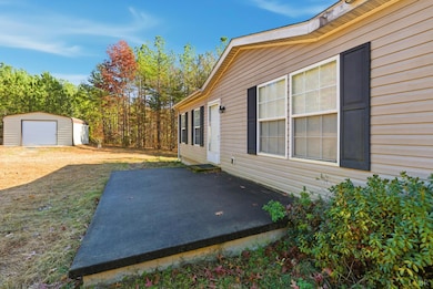 1690 Poorhouse Creek Rd, Appomattox, VA 24522 - photo 2